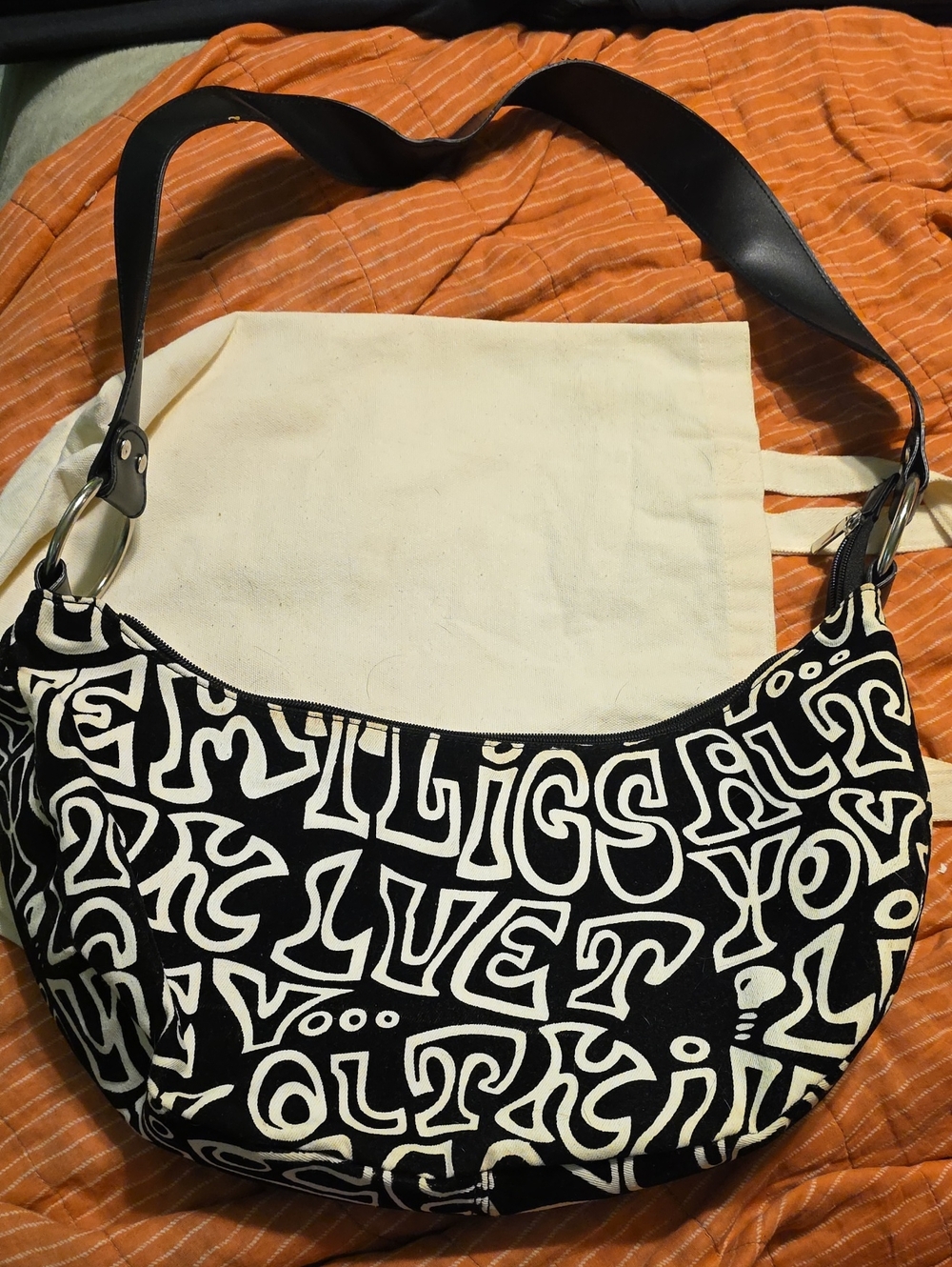 Black and Cream Graphic Print Shoulder Bag